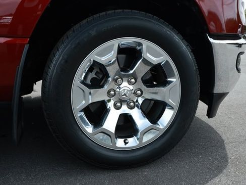 Used 2019 RAM 1500 Big Horn RWD image 5