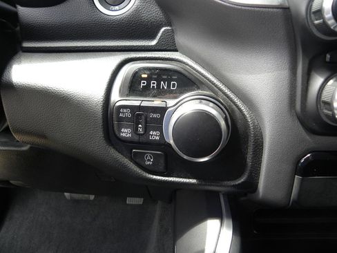 Used 2022 RAM 1500 Big Horn AWD/4WD image 15