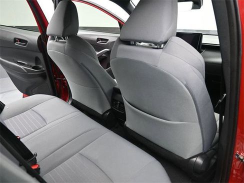 Certified 2024 Toyota Corolla Cross SE image 16