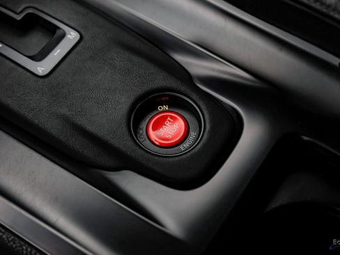 Used 2013 Nissan GT-R Premium image 70