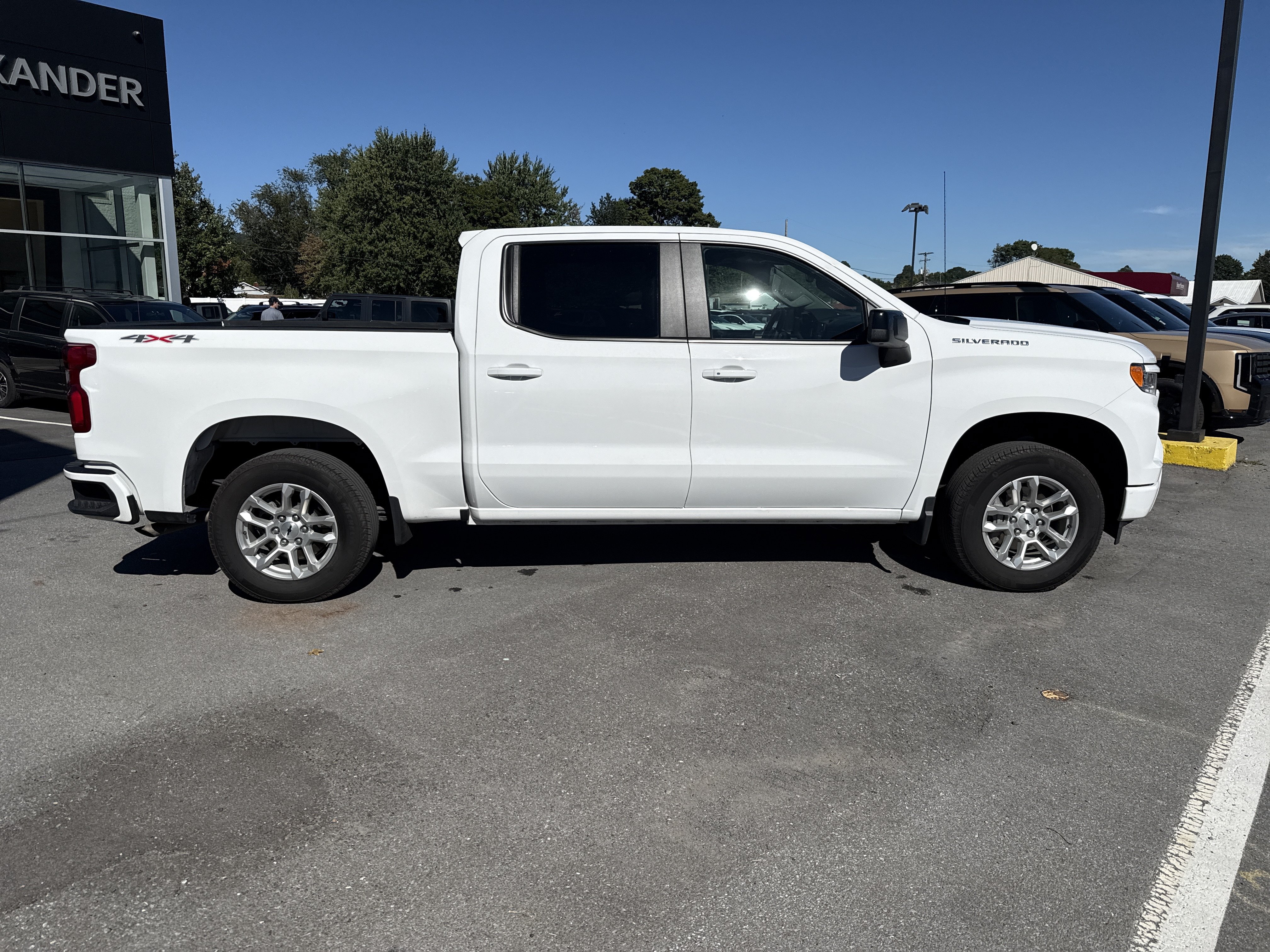 Used 2026 Chevrolet Silverado 1500 RST AWD/4WD image 2
