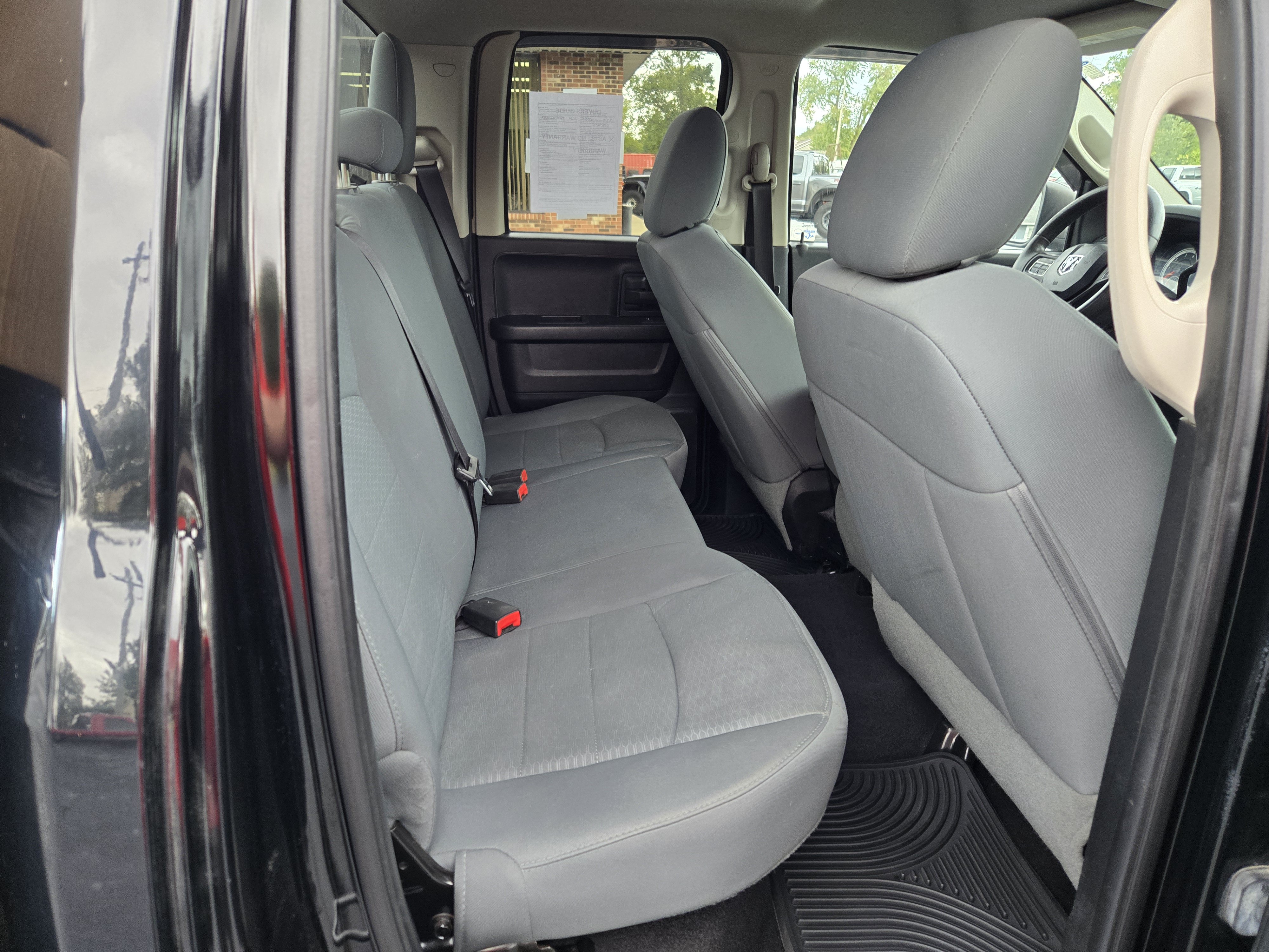 Used 2014 RAM 1500 ST w/ SXT Appearance Group AWD/4WD image 10