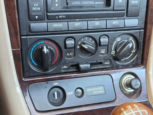 Used 2000 MAZDA MX-5 Miata LS image 14