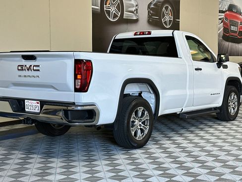 Used 2022 GMC Sierra 1500 Pro w/ Pro Value Package image 4
