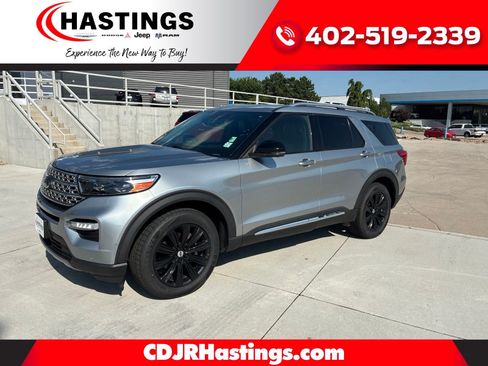 Used 2020 Ford Explorer Limited w/ Class III Trailer Tow Package AWD/4WD image 1