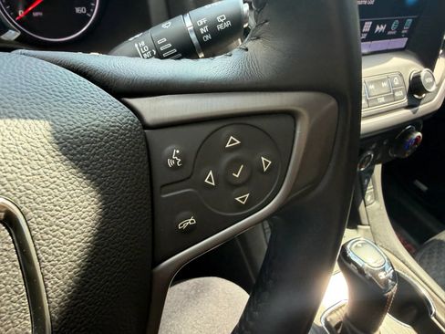 Used 2017 GMC Acadia SLE w/ Driver Alert Package I AWD/4WD image 21