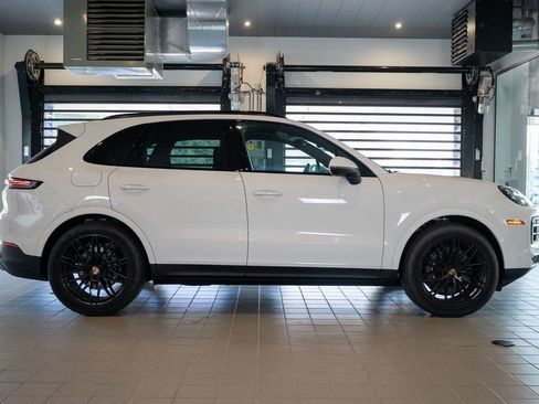 New 2025 Porsche Cayenne AWD/4WD image 7