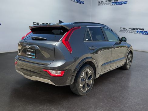 Used 2023 Kia Niro Wind FWD image 5