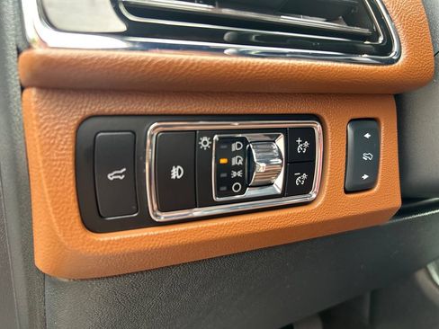 Used 2024 Lincoln Navigator Reserve AWD/4WD image 22