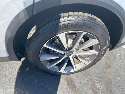 Used 2025 Acura MDX w/ Technology Package image 24