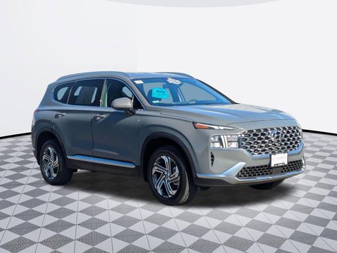 Used 2022 Hyundai Santa Fe SEL w/ Winter Weather Package AWD/4WD image 3