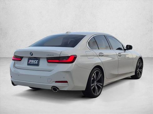 Used 2024 BMW 330i Sedan w/ Convenience Package RWD image 5