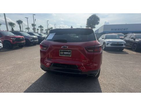 Used 2023 Chevrolet Blazer RS w/ Enhanced Convenience Package FWD image 3