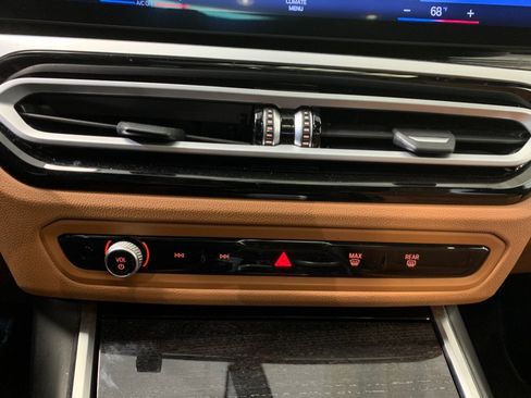 Used 2023 BMW 330i xDrive Sedan w/ Driving Assistance Package AWD/4WD image 37