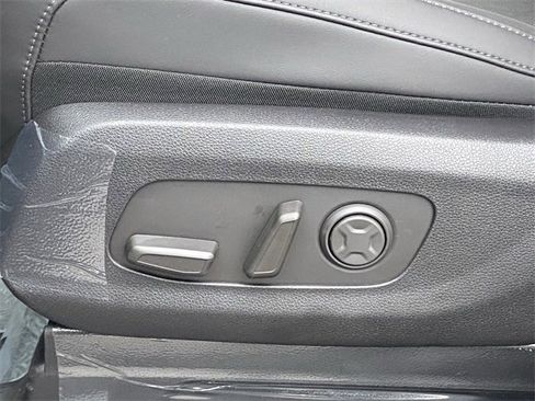 New 2026 Kia Carnival LXS image 18