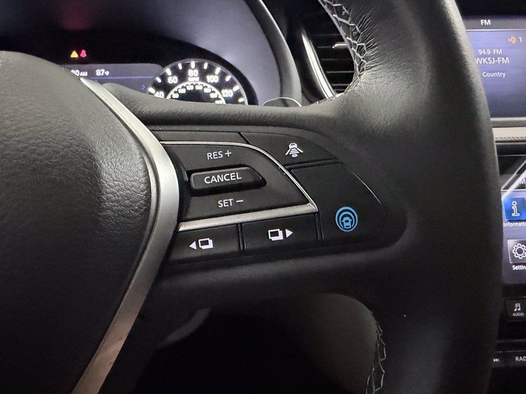 Certified 2023 INFINITI QX50 Luxe FWD image 26