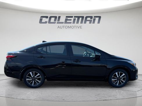New 2025 Nissan Versa SV w/ Trunk Package FWD image 6