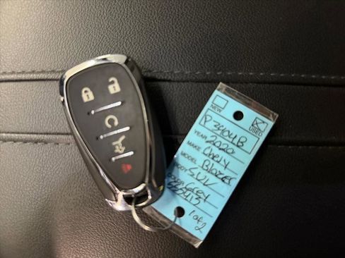 Used 2020 Chevrolet Blazer LT image 26