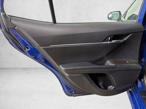 Used 2024 Toyota Camry LE FWD image 21