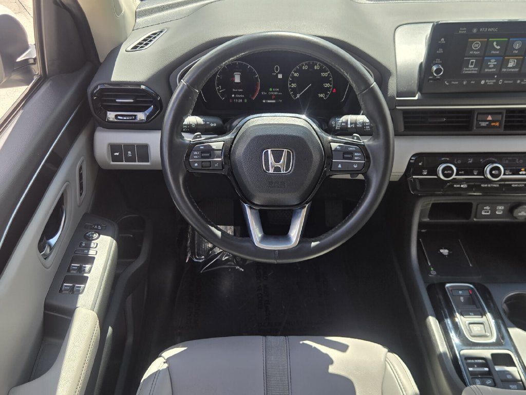 Used 2024 Honda Pilot EX-L image 13