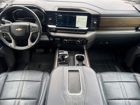 Used 2022 Chevrolet Silverado 1500 High Country w/ High Country Premium Package image 15