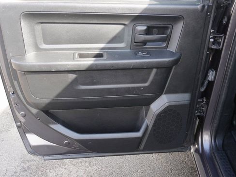 Used 2015 RAM 1500 Express image 26