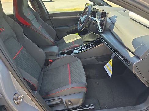 New 2026 Volkswagen GTI SE FWD image 10