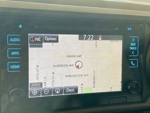 Used 2019 Toyota Tacoma TRD Sport AWD/4WD image 18