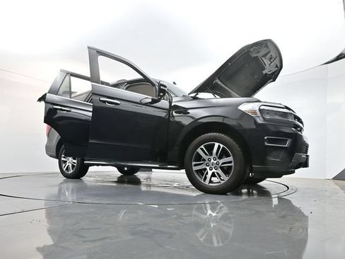 Used 2023 Ford Expedition Limited AWD/4WD image 49