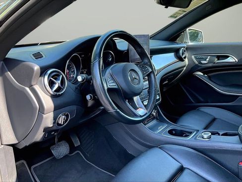 Used 2019 Mercedes-Benz CLA 250 4MATIC image 19