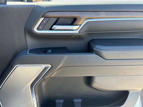 Certified 2025 Chevrolet Silverado 2500 High Country w/ Technology Package image 22