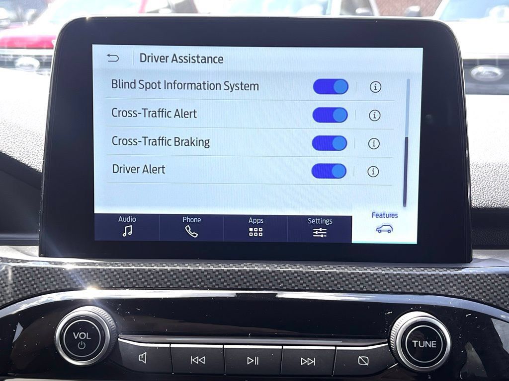 Used 2025 Ford Escape ST-Line Select AWD/4WD image 36