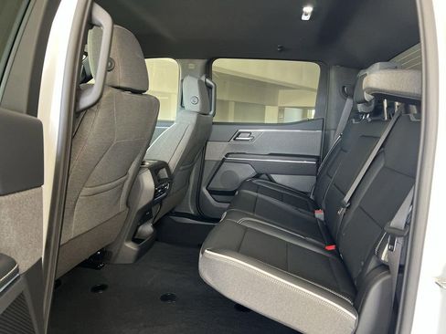 New 2026 GMC Sierra EV Elevation image 25