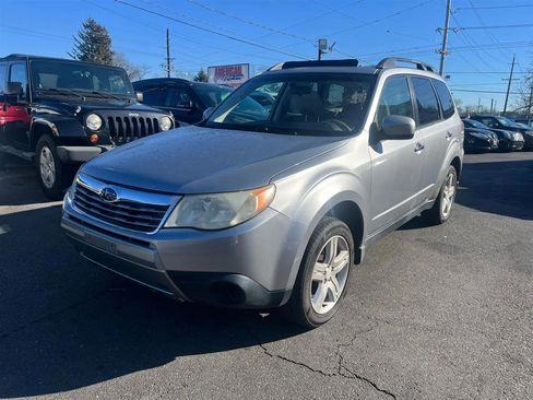 Used 2010 Subaru Forester 2.5X Premium image 2