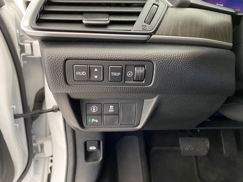 Used 2022 Honda Accord Touring image 18