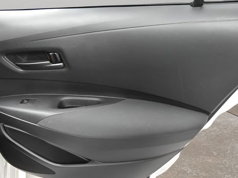 Used 2024 Toyota Corolla LE image 15