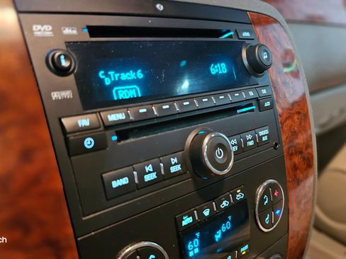 Used 2007 Chevrolet Avalanche LTZ w/ LTZ Preferred Equipment Group AWD/4WD image 40