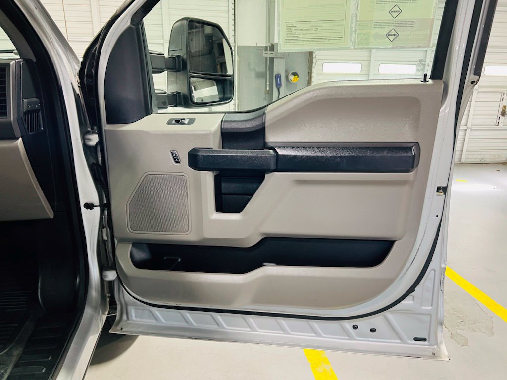 Used 2019 Ford F250 XL w/ Power Equipment Group RWD image 23