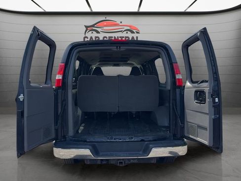 Used 2015 Chevrolet Express 3500 LT w/ LT Preferred Equipment Group RWD image 25
