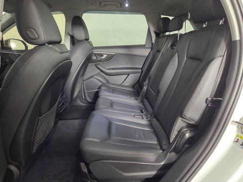Used 2023 Audi Q7 3.0T Premium Plus image 26