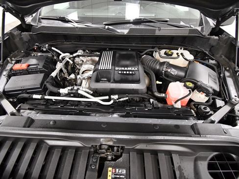 Used 2022 Chevrolet Silverado 1500 LT Trail Boss w/ Bed Protection Package AWD/4WD image 12