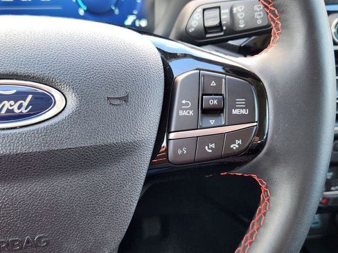 Used 2022 Ford Escape SEL w/ SEL Stealth AWD Package image 19