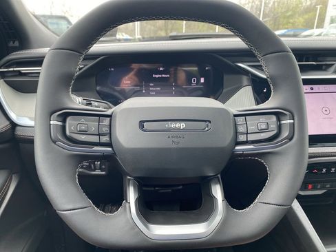 New 2026 Jeep Cherokee Limited AWD/4WD image 32