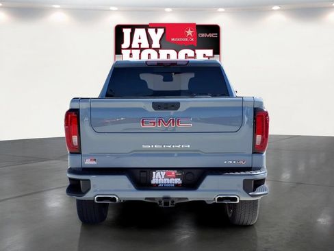 Used 2025 GMC Sierra 1500 AT4 w/ AT4 Premium Package AWD/4WD image 5