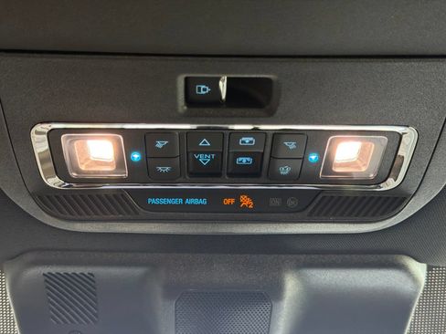 Used 2025 Ford F150 Lariat w/ Equipment Group 502A High AWD/4WD image 31