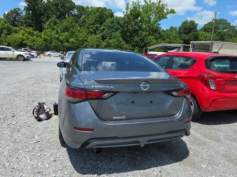 Used 2021 Nissan Sentra SR w/ Lighting Package FWD image 3
