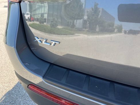 Used 2023 Ford Explorer XLT w/ Equipment Group 202A image 6