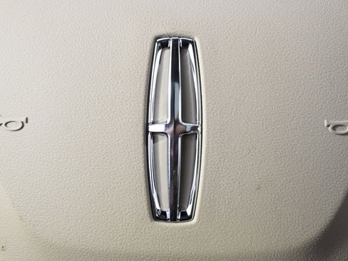 New 2026 Lincoln Corsair Reserve image 34