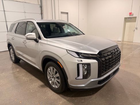 Used 2025 Hyundai Palisade SEL image 3