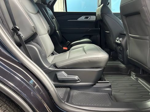 New 2026 Ford Explorer Active w/ Active Comfort Package AWD/4WD image 45